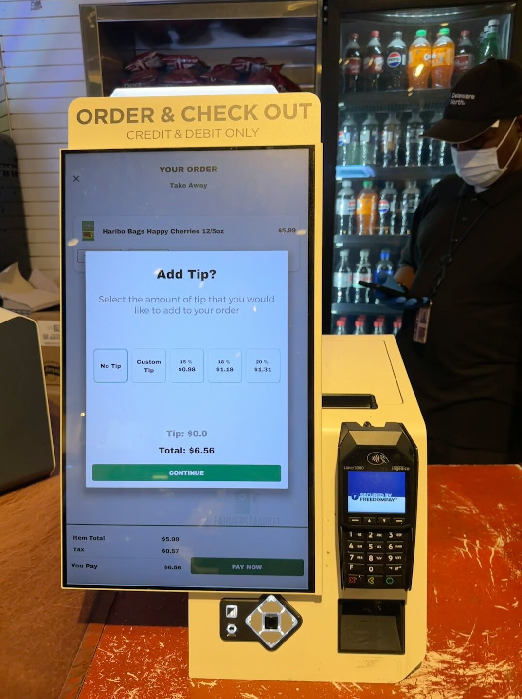 thief at self checkout